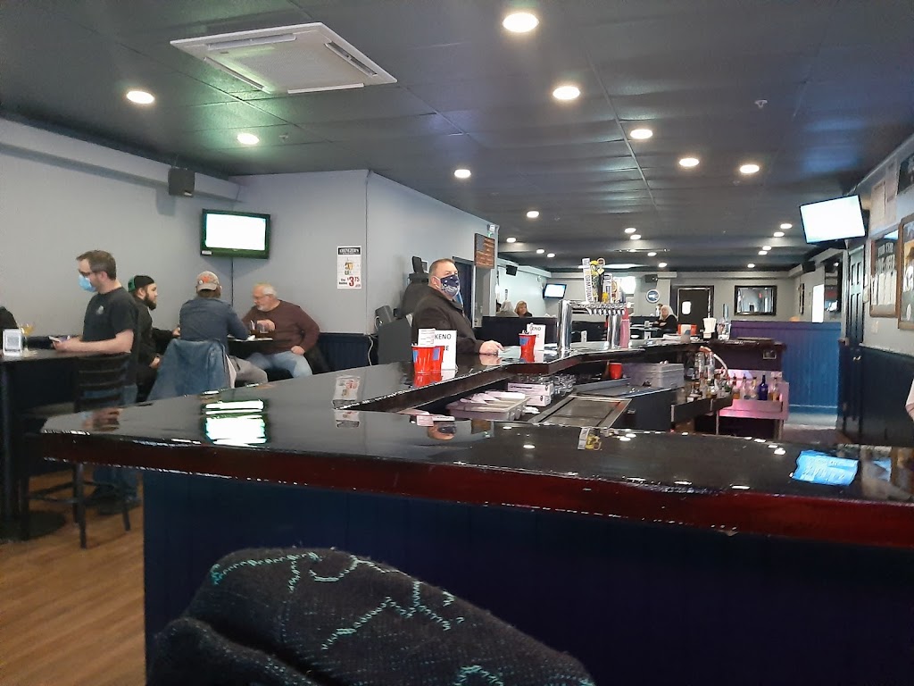 Ebenezer's Bar & Grill South Hadley, MA 01075 Menu, Reviews, Hours