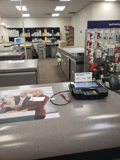 Print Shop «FedEx Office Print & Ship Center», reviews and photos, 6091 E 82nd St, Indianapolis, IN 46250, USA