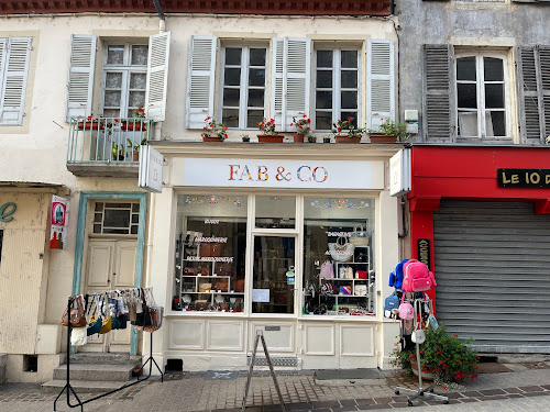 Magasin de maroquinerie Fab & Co Saint-Pourçain-sur-Sioule