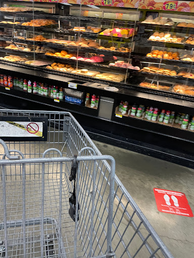 Grocery Store «Superior Grocers», reviews and photos, 9801 Laurel Canyon Blvd, Pacoima, CA 91331, USA