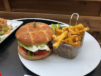 Hamburger du Restaurant français Café Gustave à Paris - n°17