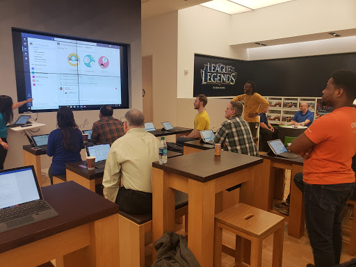 Computer Store «Microsoft Store - Perimeter Mall», reviews and photos, 4400 Ashford Dunwoody Rd, Atlanta, GA 30346, USA