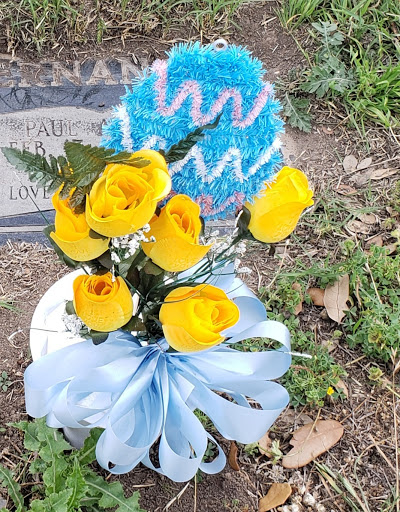 Florist «Davany Flowers & Pinatas», reviews and photos, 522 Cupples Rd, San Antonio, TX 78237, USA