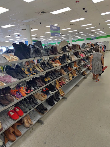 Thrift Store «Goodwill Store & Donation Center», reviews and photos