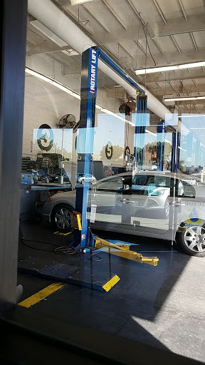 Auto Parts Store «Pep Boys Auto Parts & Service», reviews and photos, 1231 San Fernando Rd, San Fernando, CA 91340, USA