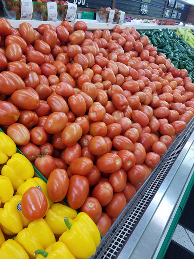 Grocery Store «Supermercado La Chiquita», reviews and photos, 4926 W Cermak Rd, Cicero, IL 60804, USA