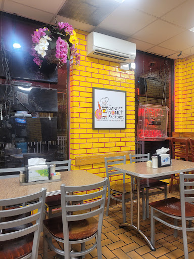 Donut Shop «Dandee Donut Factory», reviews and photos, 1900 E Atlantic Blvd, Pompano Beach, FL 33060, USA