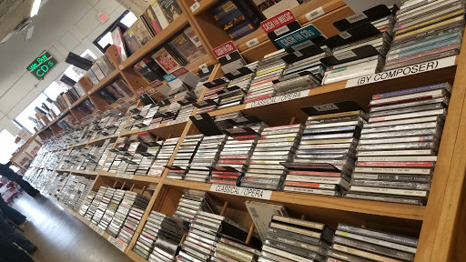 Book Store «Half Price Books», reviews and photos, 366 W Army Trail Rd, Bloomingdale, IL 60108, USA