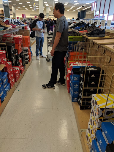 Shopping Mall «280 Metro Center», reviews and photos, Colma Blvd & Junipero Serra Blvd, Colma, CA 94014, USA