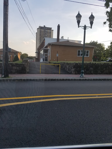 Funeral Home «Frank Patti & Kenneth Mikatarian Funeral Home», reviews and photos, 327 Main St, Fort Lee, NJ 07024, USA