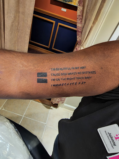 Tattoo Shop «Ink Well Tattoo», reviews and photos, 108 E Main St, La Grange, KY 40031, USA