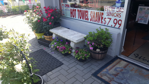 Barber Shop «Rocky Point Barber Shop», reviews and photos, 576 NY-25A, Rocky Point, NY 11778, USA