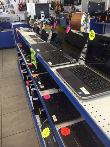 Pawn Shop «La Familia Pawn and Jewelry», reviews and photos, 2057 Americana Blvd, Orlando, FL 32839, USA