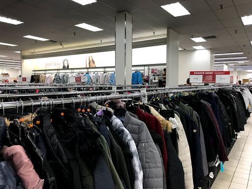 Clothing Store «Burlington Coat Factory», reviews and photos, 13092 Harbor Blvd, Garden Grove, CA 92843, USA