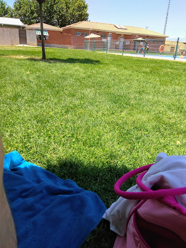 Piscina Pública Municipal de Cuerva. en Pulgar, Toledo