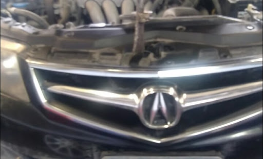 Auto Repair Shop «Meineke Car Care Center», reviews and photos, 2401 Westown Pkwy, West Des Moines, IA 50266, USA