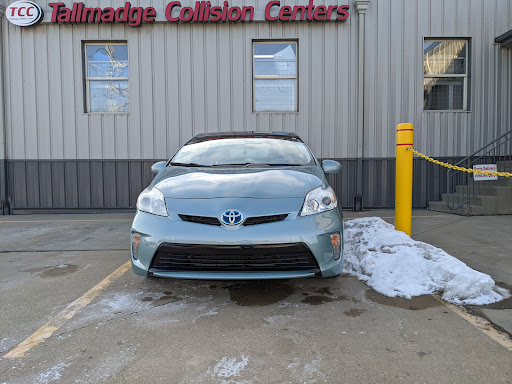Auto Body Shop «Tallmadge Collision Center», reviews and photos, 195 Northeast Ave, Tallmadge, OH 44278, USA
