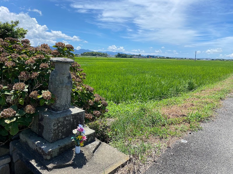 今釜西の田の神