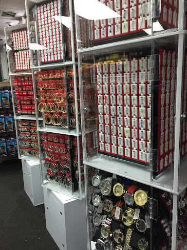 Beauty Supply Store «J & J BEAUTY SUPPLY», reviews and photos, 894 Arcade St, St Paul, MN 55106, USA