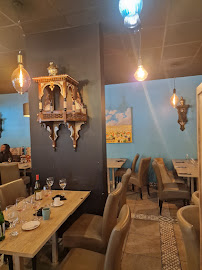 Atmosphère du Restaurant libanais Jouri Restaurant Nanterre - n°6