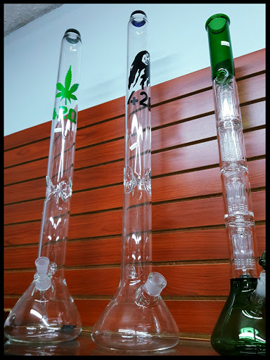 Tobacco Shop «N A Smoke Shop», reviews and photos, 2343 N Sierra Way, San Bernardino, CA 92405, USA