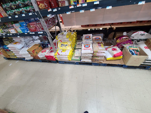 Asian Grocery Store «Viet Hoa Food Market», reviews and photos, 7100 Preston Hwy # 107, Louisville, KY 40219, USA