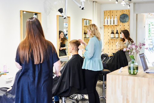 ASH Barber v / Lise Bjerregaard in Aarhus C, Aarhus