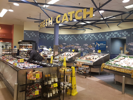 Grocery Store «Hannaford Supermarket», reviews and photos, 773 Stillwater Ave, Bangor, ME 04401, USA