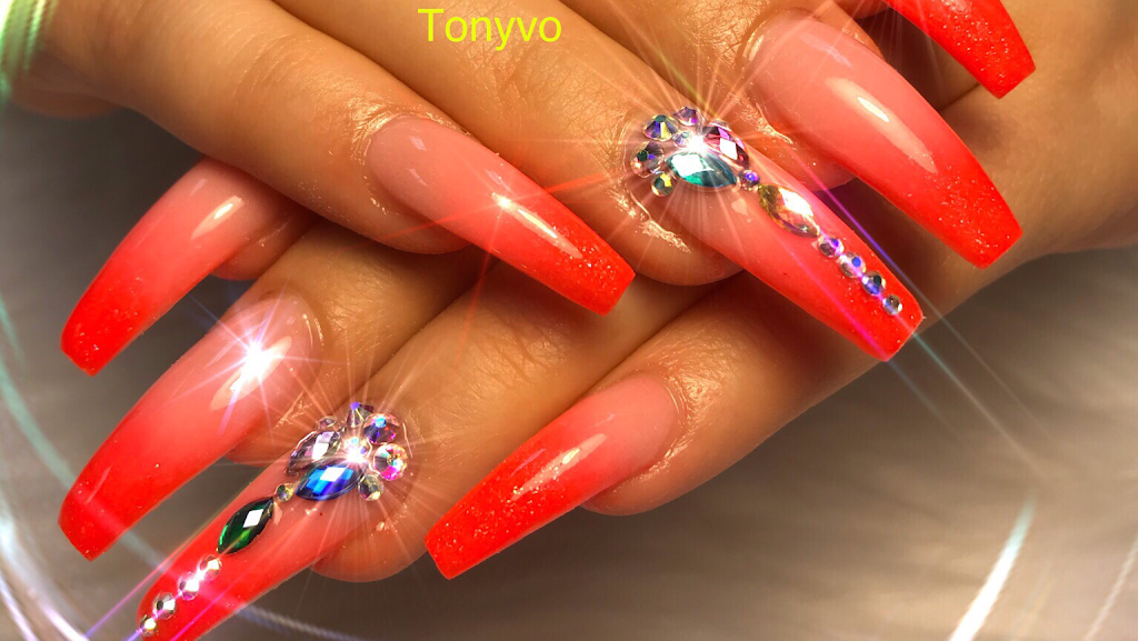 Davi Nails 77081