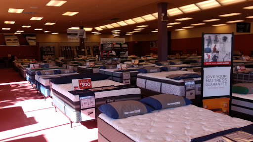 Mattress Store «Mattress Firm Bristol», reviews and photos, 99 Farmington Ave, Bristol, CT 06010, USA