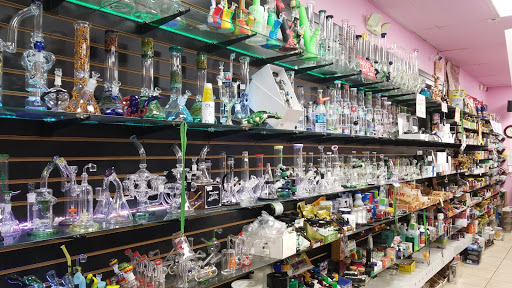 Tobacco Shop «Smoke shop & vape shop», reviews and photos, 10807 Beverly Blvd, Whittier, CA 90601, USA