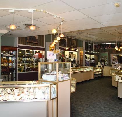 Jeweler «Jewel Box Jewelers», reviews and photos, 100 S Main St, Zionsville, IN 46077, USA