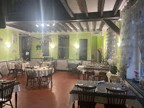 Atmosphère du Restaurant français Le Vieux Chaudron à Ormoy-la-Rivière - n°14