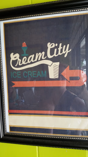 Cafe «Cream City Ice Cream & Coffee House», reviews and photos, 119 W Broad St, Cookeville, TN 38501, USA