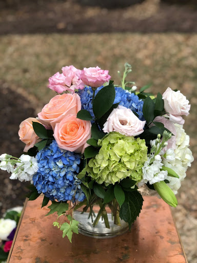 Florist «Petals Flowers & Fine Gifts», reviews and photos, 4 Rockland Rd, Wilmington, DE 19807, USA