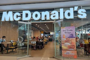 McDonald Arion Mall image