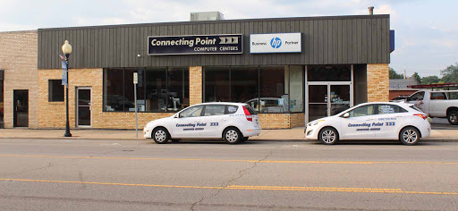 Computer Store «R/D Computer Sales & Services, Ltd. DBA Connecting Point Computer Center», reviews and photos, 1622 4th St, Peru, IL 61354, USA