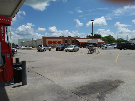 Grocery Store «H-E-B Grocery», reviews and photos, 110 Brazos Street, West Columbia, TX 77486, USA