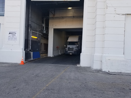 Self-Storage Facility «Pier 40 Self Storage», reviews and photos, 841 S Christopher Columbus Blvd, Philadelphia, PA 19147, USA