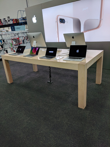 Electronics Store «Best Buy», reviews and photos, 4650 1st Ave NE, Cedar Rapids, IA 52402, USA