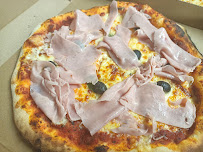 Pizza du Pizzas à emporter La Buvette à Nous à Champagne-sur-Seine - n°6
