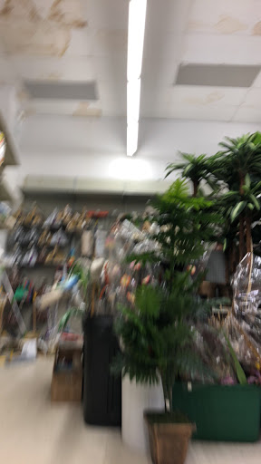 Discount Store «National Wholesale Liquidators», reviews and photos, 7101 Kissena Blvd, Flushing, NY 11367, USA