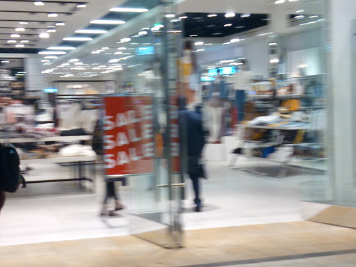 Shopping Mall «Smith Haven Mall», reviews and photos, 313 Smith Haven Mall, Lake Grove, NY 11755, USA