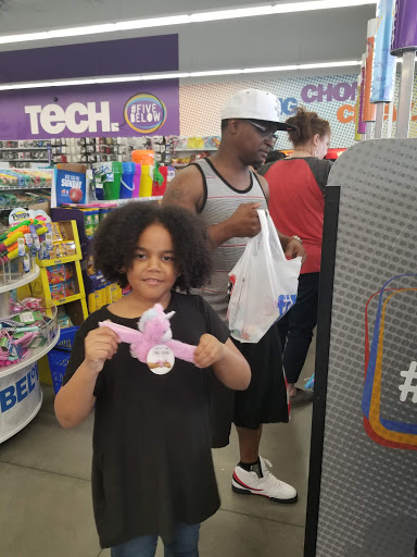 Variety Store «Five Below», reviews and photos, 6600 Spring Stuebner Rd Suite 156, Spring, TX 77389, USA