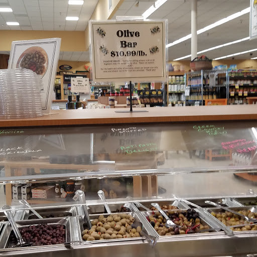 Grocery Store «Harvest Market», reviews and photos, 171 Boatyard Drive, Fort Bragg, CA 95437, USA