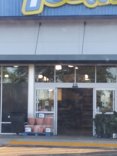 Shopping Mall «The Vineyard Shopping Center», reviews and photos, 782 W Kettleman Ln, Lodi, CA 95240, USA