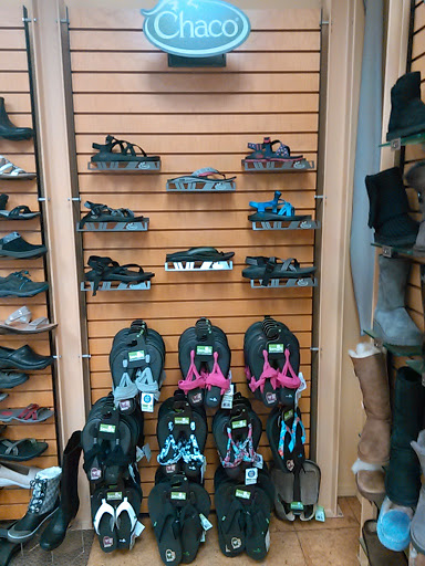 Shoe Store «Coastal Shoes», reviews and photos, 1317 NW U.S. 101, Lincoln City, OR 97367, USA