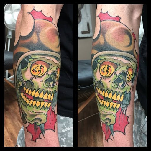 Tattoo Shop «Black Pearl Tattoo», reviews and photos, 2200 Roosevelt Rd, Kenosha, WI 53143, USA