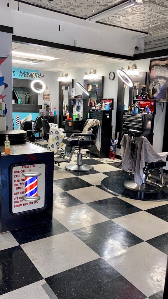 Diaz Family Barbershop & Salon 01604