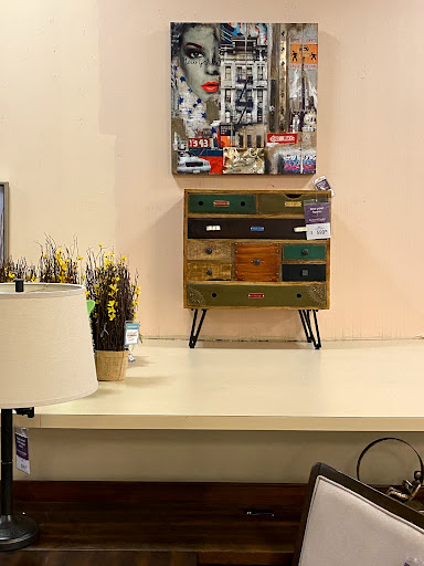 Furniture Store «Raymour & Flanigan Furniture and Mattress Store», reviews and photos, 2100 NJ-38, Cherry Hill, NJ 08002, USA